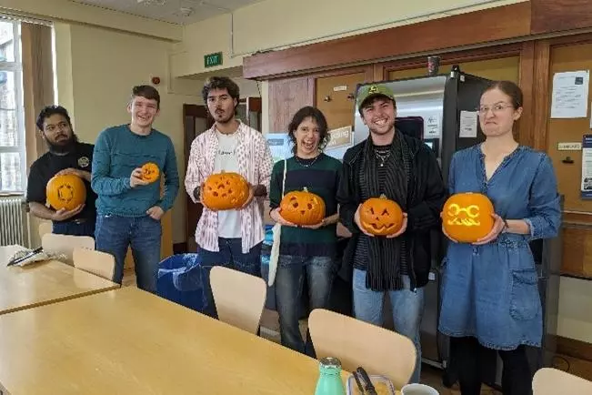 group halloween 1